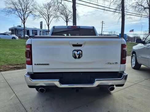 Used 2023 RAM 1500 Laramie AWD/4WD image 8