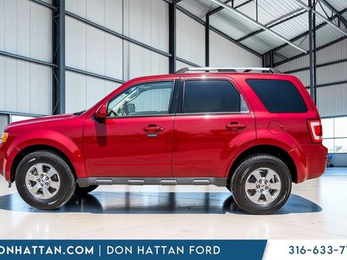 Used 2011 Ford Escape Limited w/ 302A Rapid Spec Order Code FWD image 2
