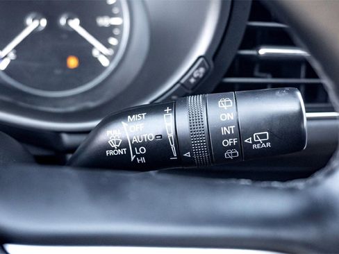 Certified 2021 MAZDA MAZDA3 s image 21