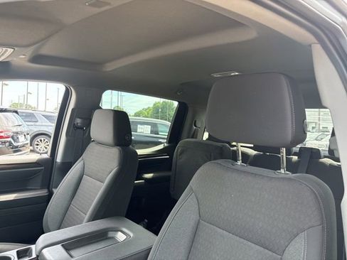 Used 2024 Chevrolet Silverado 1500 LT AWD/4WD image 16