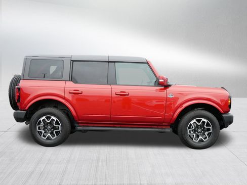 Used 2022 Ford Bronco Outer Banks image 8