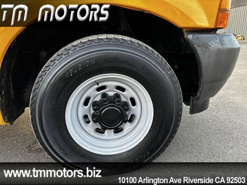 Used 2001 Ford F250 XL image 16