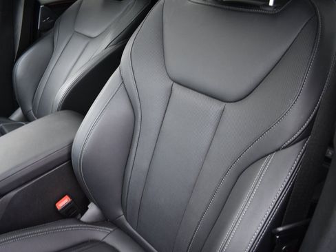 Used 2024 BMW X4 xDrive30i image 11