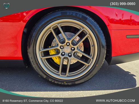 Used 2018 Dodge Challenger R/T Scat Pack w/ Leather Interior Group RWD image 23