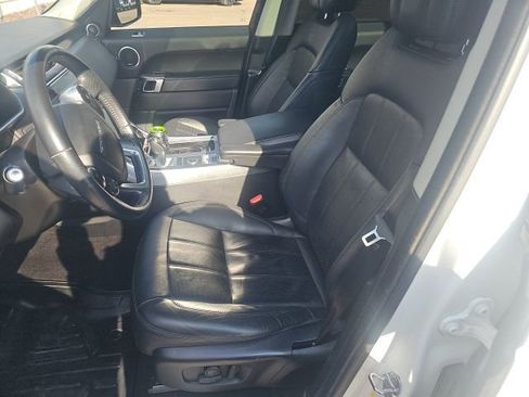 Used 2020 Land Rover Range Rover Sport HSE image 7