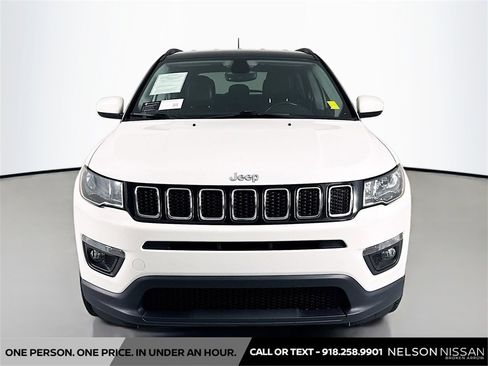 Used 2018 Jeep Compass Latitude w/ Popular Equipment Group image 2