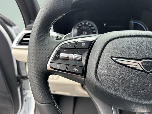 Used 2026 Genesis G70 2.5T RWD image 30