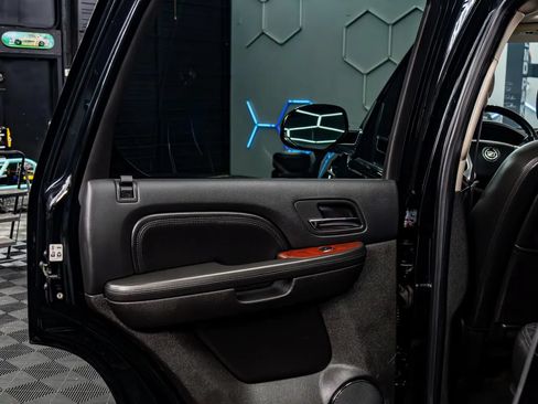 Used 2008 Cadillac Escalade AWD image 14