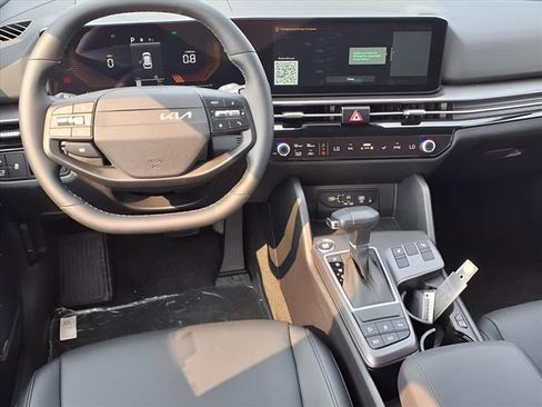 New 2026 Kia Sportage EX image 5