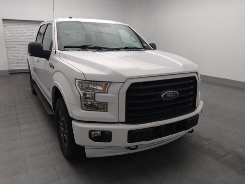 Used 2017 Ford F150 XLT w/ Equipment Group 302A Luxury AWD/4WD image 14