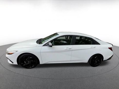 Used 2026 Hyundai Elantra Sport FWD image 6