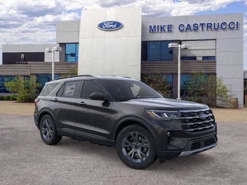 New 2026 Ford Explorer Active w/ Active Comfort Package AWD/4WD image 8