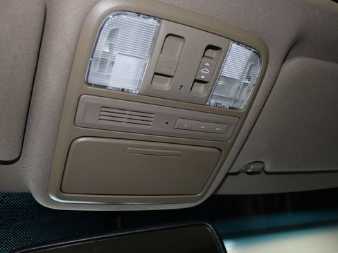 Used 2011 Honda Pilot EX-L image 24