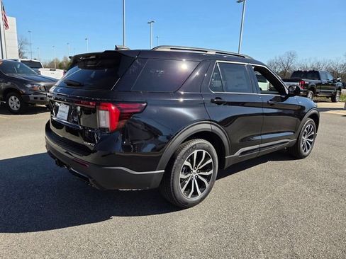 New 2026 Ford Explorer ST-Line image 42