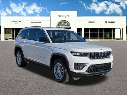 New 2025 Jeep Grand Cherokee Laredo