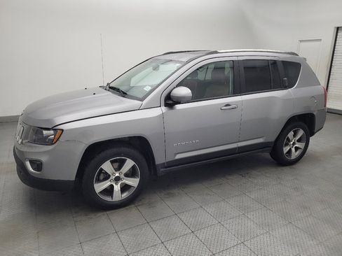 Used 2017 Jeep Compass High Altitude FWD image 2