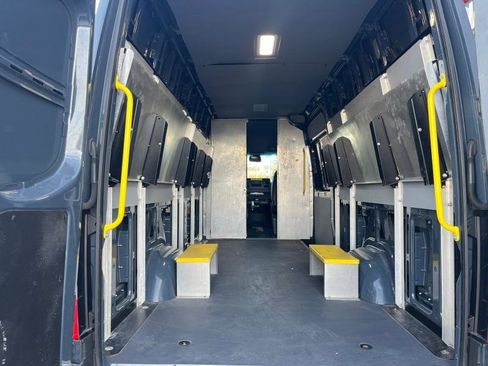 Used 2019 Mercedes-Benz Sprinter 170 image 10