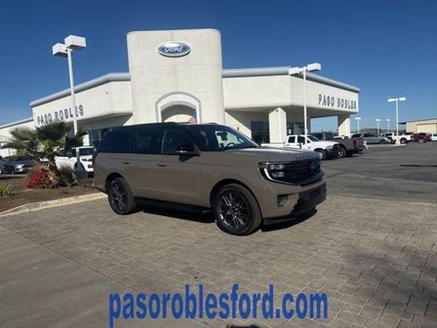 New 2026 Ford Expedition Platinum w/ Stealth Appearance Package image 1