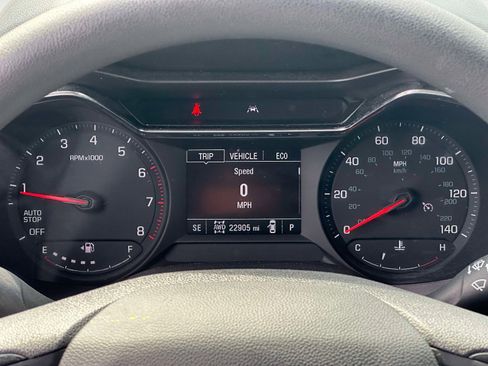 Used 2023 Chevrolet TrailBlazer LT AWD/4WD image 21