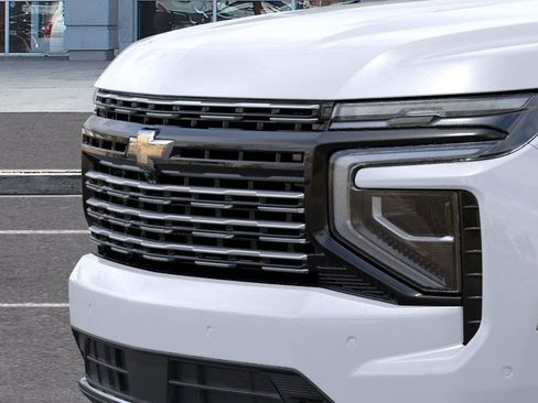 New 2026 Chevrolet Suburban High Country AWD/4WD image 14