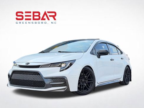 Used 2020 Toyota Corolla SE w/ SE Premium Package image 1