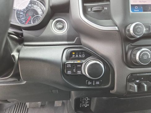 Used 2022 RAM 1500 Big Horn AWD/4WD image 30