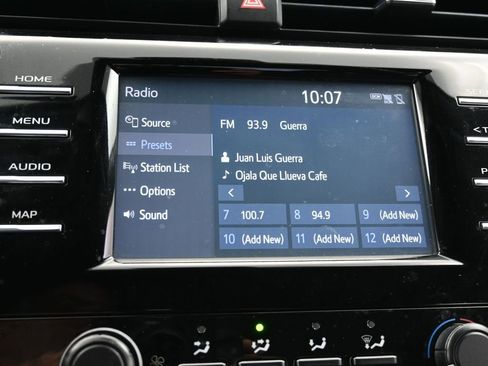 Used 2019 Toyota Camry LE image 22