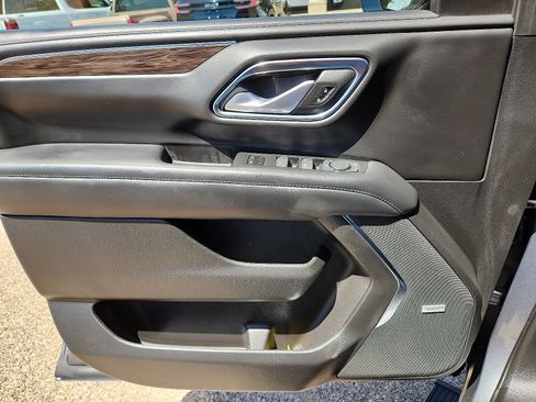 Used 2022 Chevrolet Tahoe Z71 AWD/4WD image 16