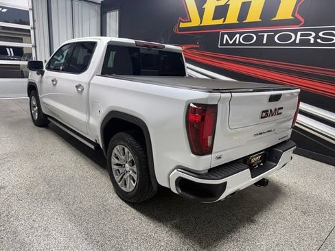 Used 2023 GMC Sierra 1500 Denali w/ Technology Package AWD/4WD image 18