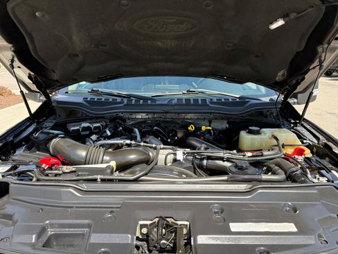 Used 2019 Ford F250 Lariat w/ Lariat Ultimate Package AWD/4WD image 28