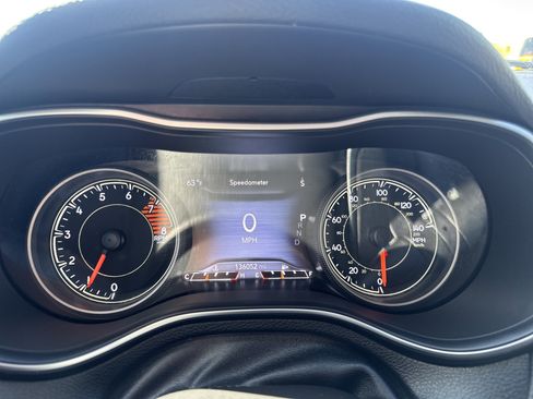 Used 2019 Jeep Cherokee Limited AWD/4WD image 21