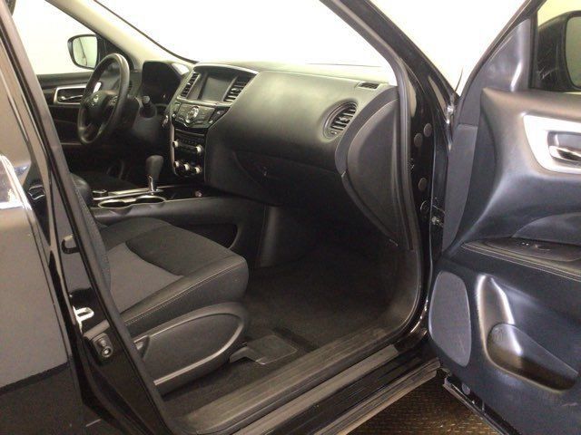 Used 2020 Nissan Pathfinder S AWD/4WD image 11