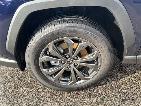 Used 2025 Toyota RAV4 Limited image 41