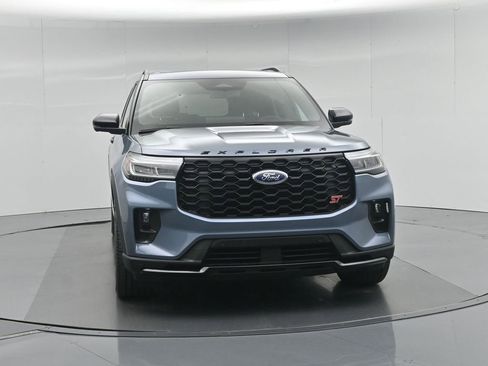 Used 2025 Ford Explorer ST image 57