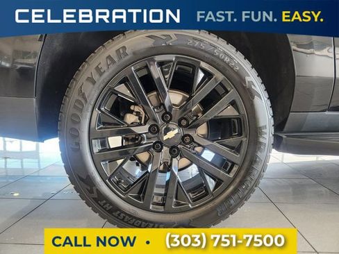 Used 2023 Chevrolet Suburban Premier image 15
