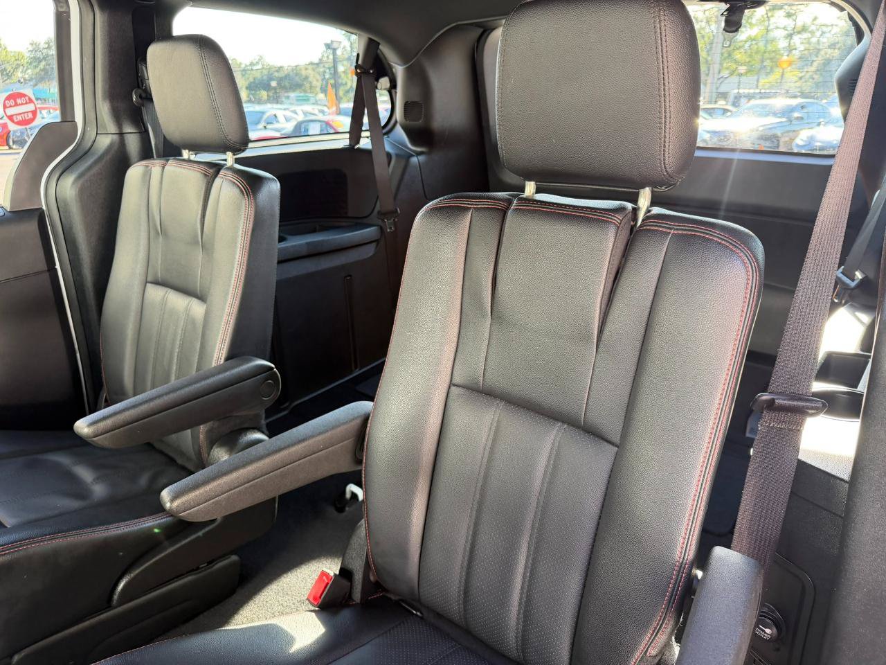 Used 2019 Dodge Grand Caravan GT FWD image 36