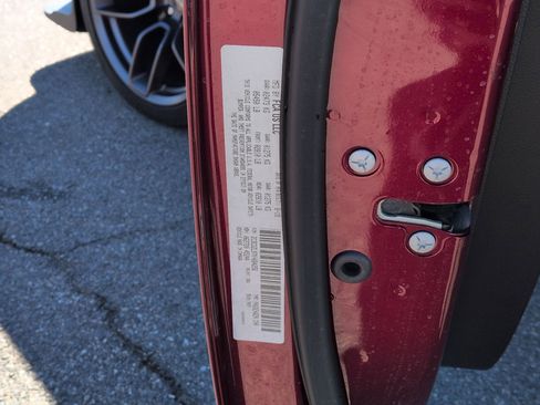 Used 2019 Dodge Challenger SRT Hellcat Redeye image 32