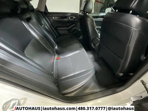 Used 2024 Honda Civic Touring image 23