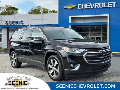 Used 2021 Chevrolet Traverse LT w/ LT Premium Package