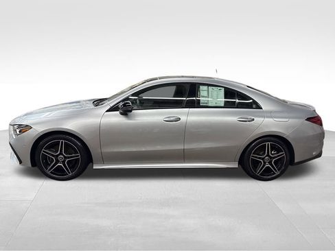 Used 2025 Mercedes-Benz CLA 250 4MATIC image 2