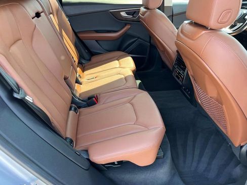 Used 2022 Audi Q8 Premium Plus AWD/4WD image 27