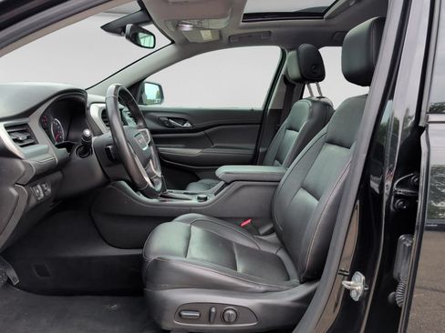 Used 2019 GMC Acadia SLT w/ Black Edition AWD/4WD image 16
