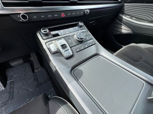 Used 2025 Hyundai Palisade Calligraphy image 32