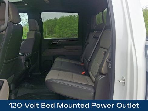 Used 2026 Chevrolet Silverado 2500 ZR2 AWD/4WD image 23