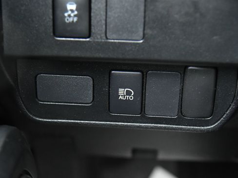 Used 2021 Toyota Tacoma SR RWD image 29