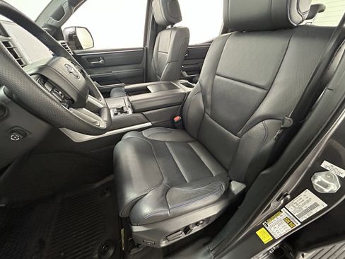 Used 2024 Toyota Tundra Platinum image 32