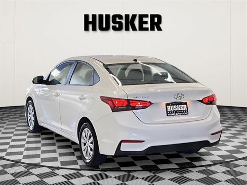 Used 2021 Hyundai Accent SE image 5