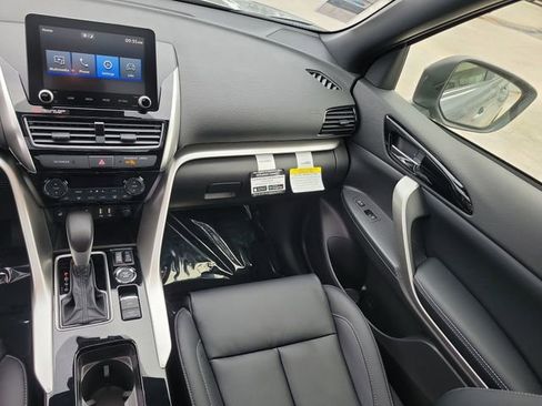 New 2026 Mitsubishi Eclipse Cross SEL image 18