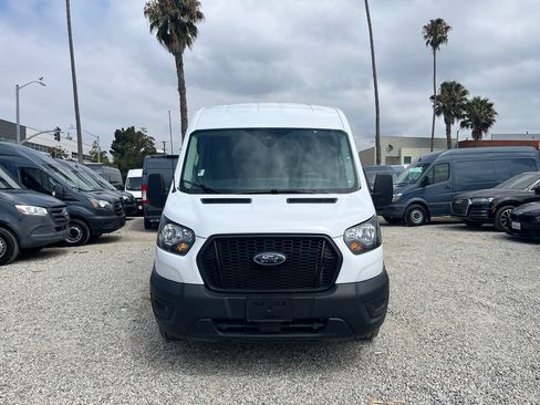 Used 2025 Ford Transit 250 148 Medium Roof RWD image 2