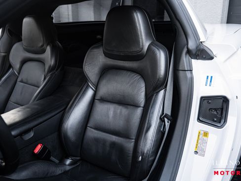 Used 2012 Chevrolet Corvette Coupe image 13